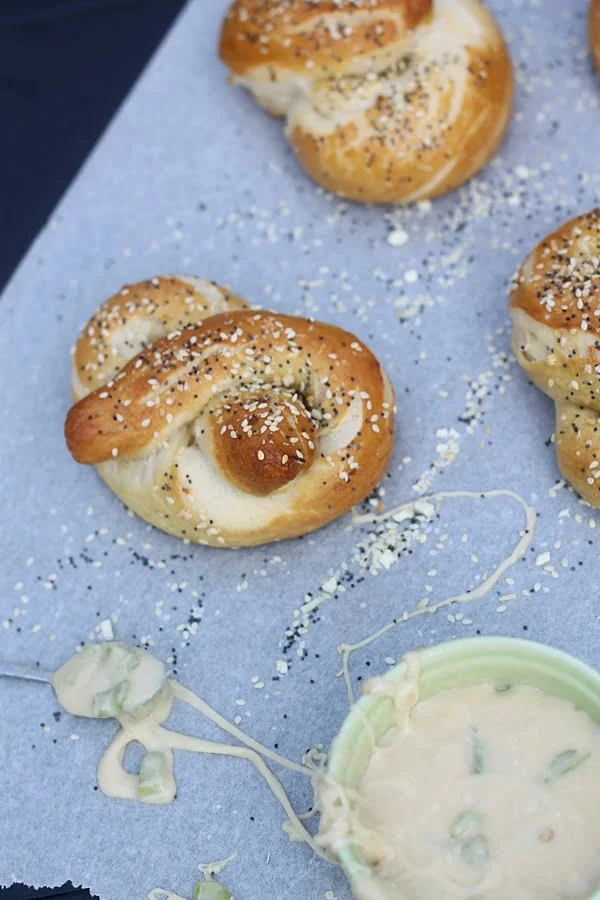 Everything Bagels with Aged Cheddar Pale Ale and Hatch Pepper Fondue 7
