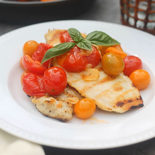 Simply Grilled Chicken with Burst Tomatoes and Garlic 