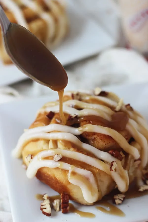 Apple Pecan Cinnamon Rolls with Cream Cheese Frosting and Caramel Sauce 3