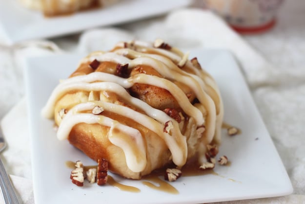 Apple Pecan Cinnamon Rolls with Cream Cheese Frosting and Caramel Sauce 5