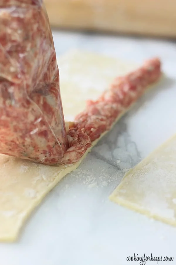 Puff pastry sausage rolls 4