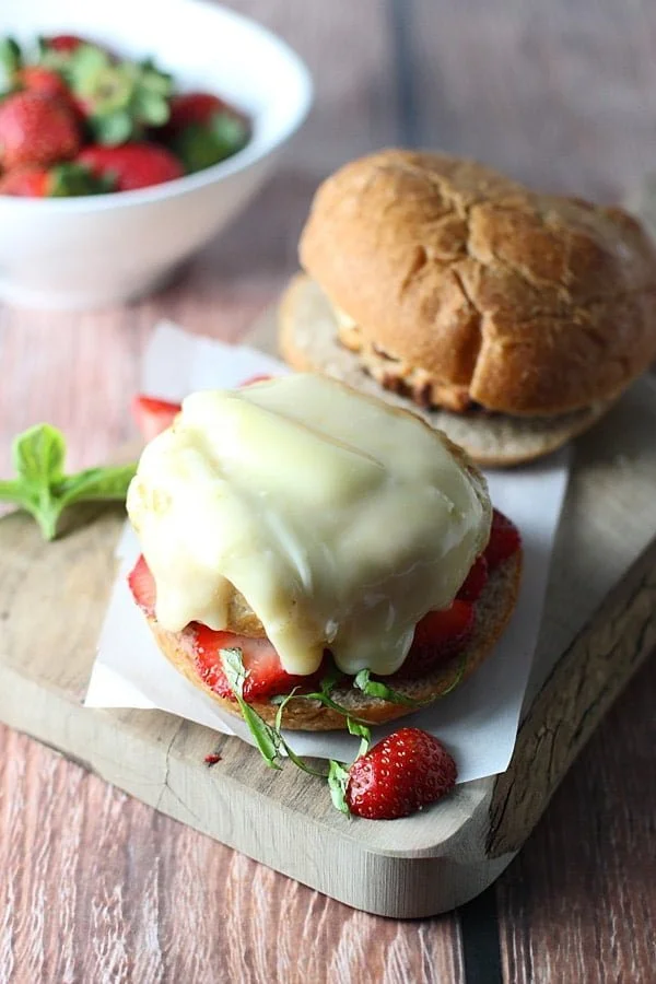 Strawberry, Basil Bacon and Brie Chicken Burgers 3