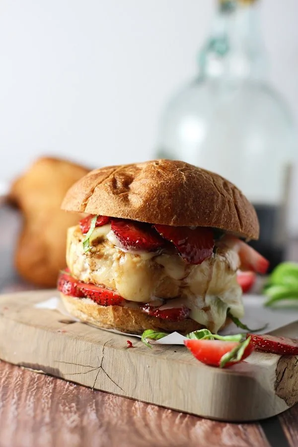 Strawberry, Basil Bacon and Brie Chicken Burgers 4