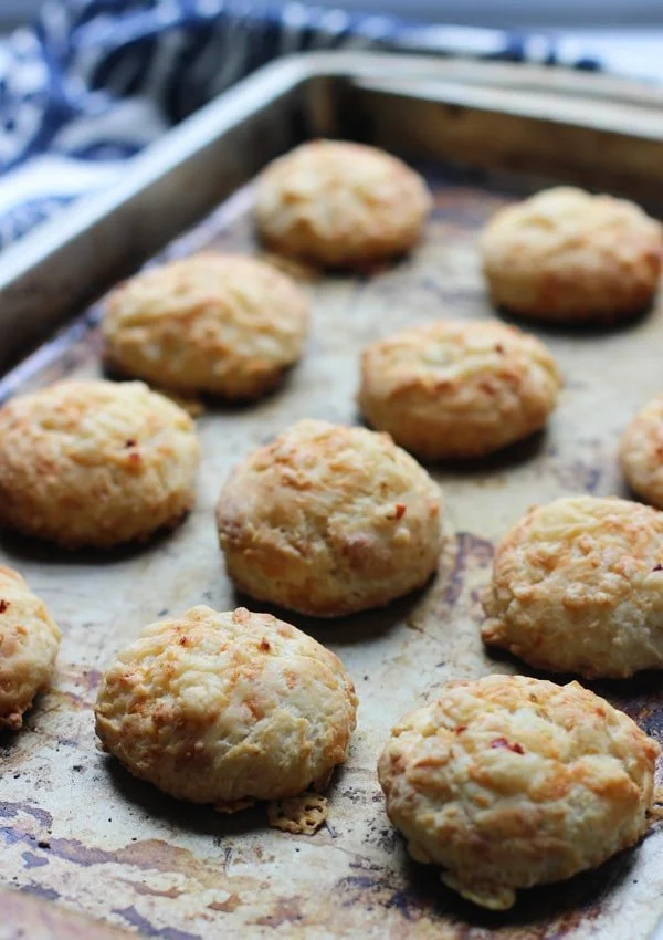 5 Ingredient Jalapeno Cheddar Biscuits 4