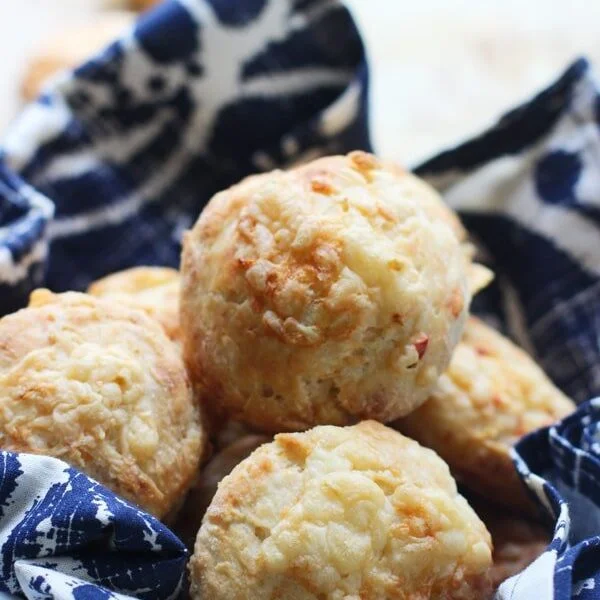 Five Ingredient, 30 Minute Jalapeno Cheddar Biscuits