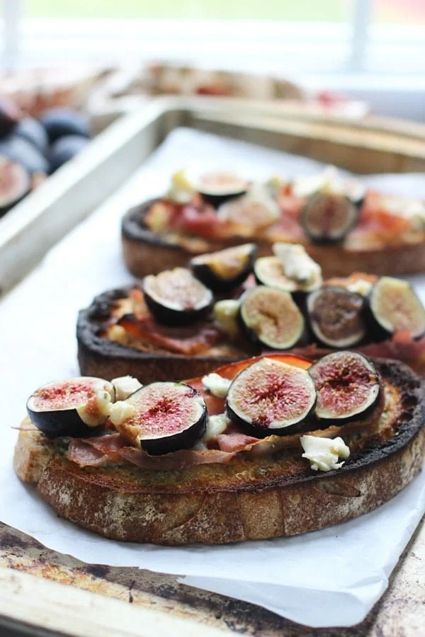 Roasted Fig, Blue Cheese and Proscuitto Tartines via Cooking for Keeps