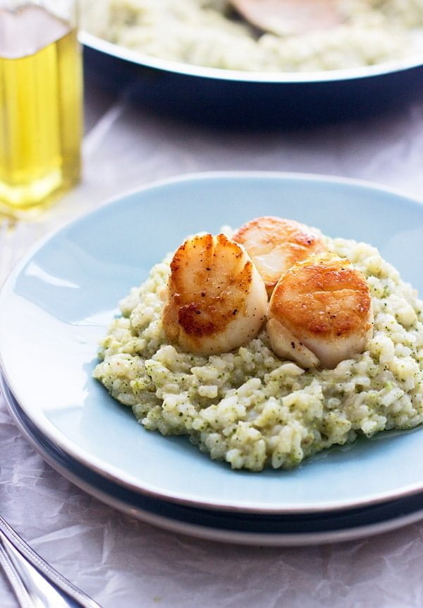 Oven-Baked Risotto with Broccoli Pesto and Seared Scallops - A perfect low maintenance, but impressive dinner!