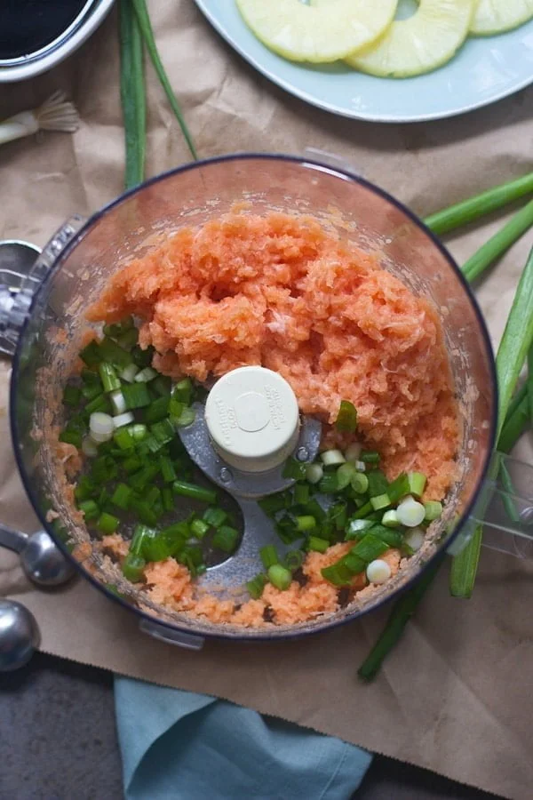 Teriyaki Salmon Burgers (With easy homemade teriyaki sauce!)