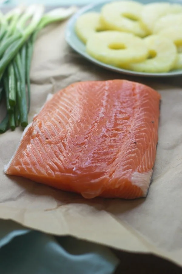 Teriyaki Salmon Burgers (With easy homemade teriyaki sauce!)