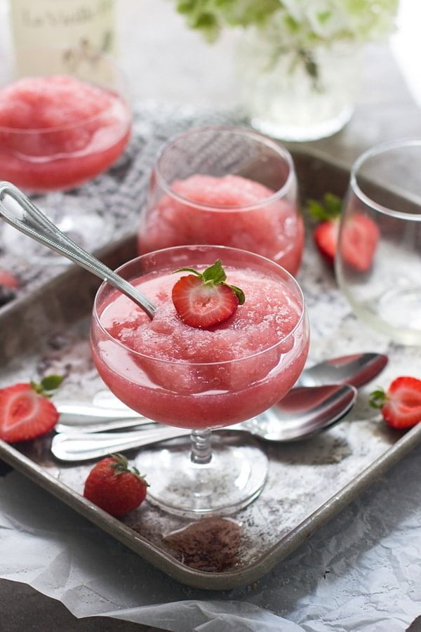 Strawberry Frosé (Frozen Rosé Slushies)