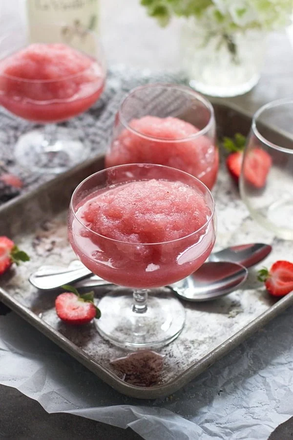 Strawberry Frosé (Frozen Rosé Slushies)