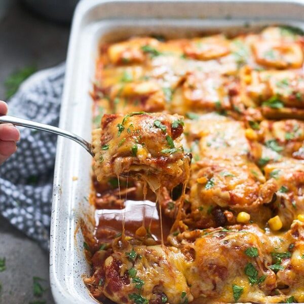 Chicken Enchilada Baked Ravioli - An easy, weeknight dinner the whole family will love!