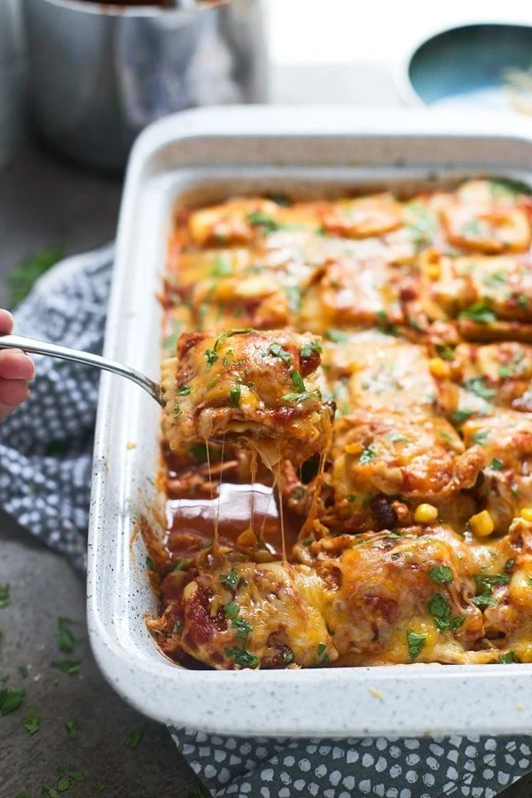 Chicken Enchilada Baked Ravioli - An easy, weeknight dinner the whole family will love! 