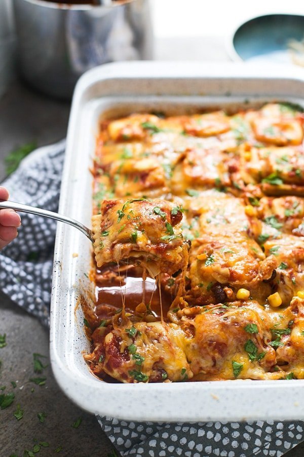 Chicken Enchilada Baked Ravioli - An easy, weeknight dinner the whole family will love! 