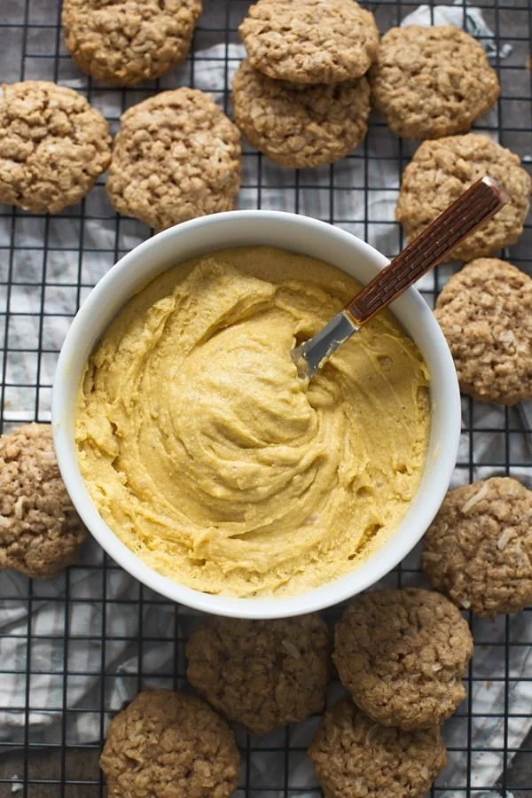 atmeal and Coconut Cream Pies with Pumpkin Brown Butter Frosting