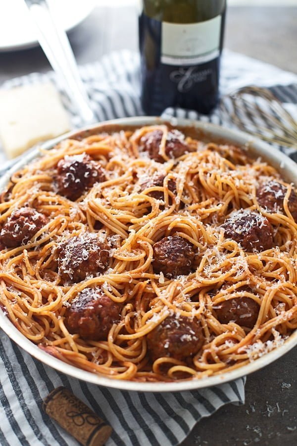 Six Ingredient Spaghetti and Meatballs - An easy, fast way to make everyone's favorite Italian dish!