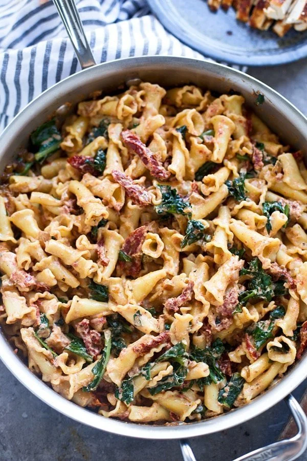 Creamy Goat Cheese and Sun-Dried Tomato Pasta