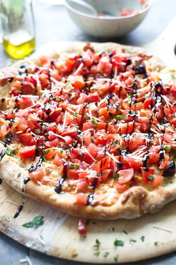 Easy Bruschetta Chicken Pizza