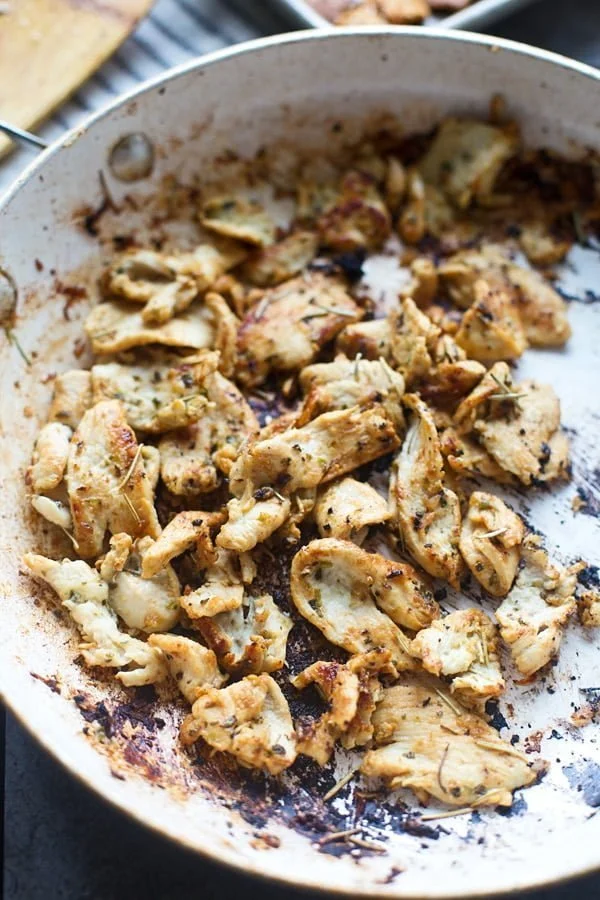 Chicken Gyro Salad with Crispy Pita