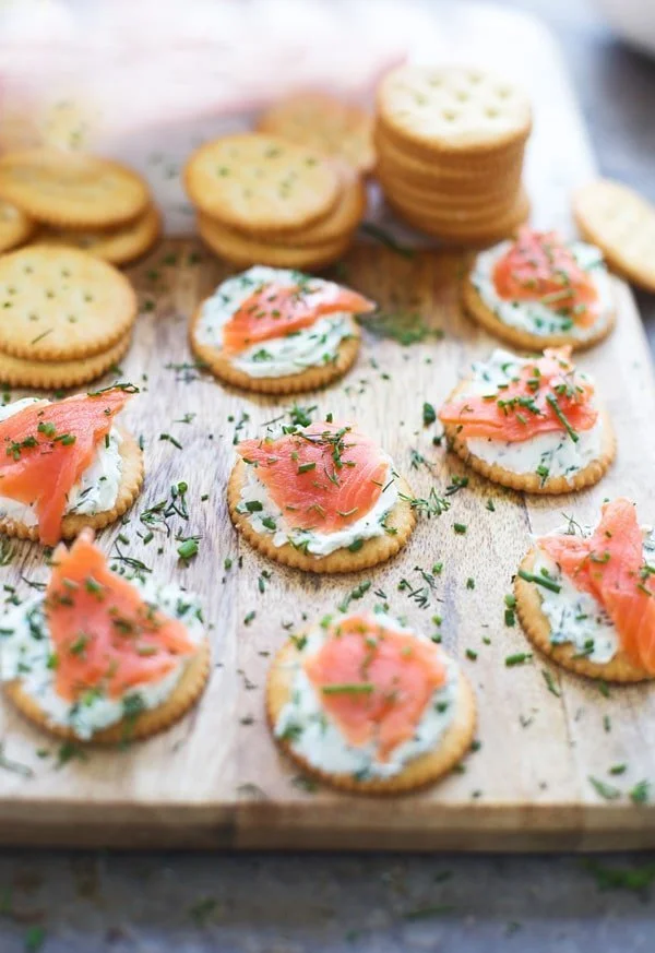 Smoked Salmon Bites with Herbed Cream Cheese