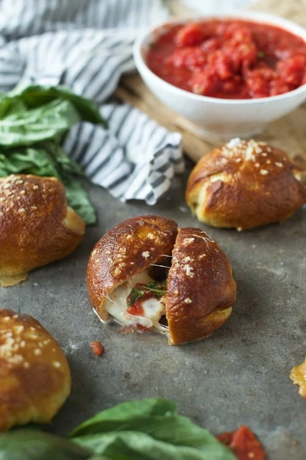 Pizza Margherita Pretzel Bombs
