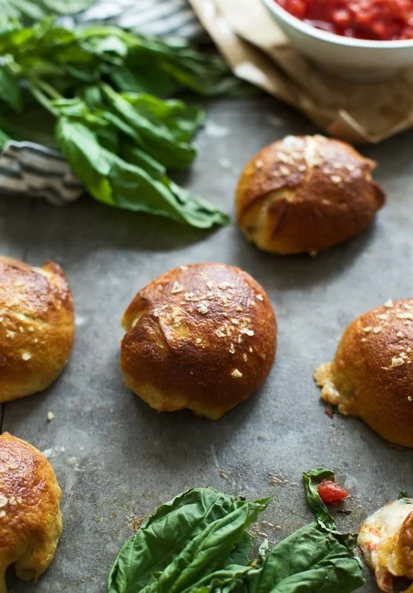 Pizza Margherita Pretzel Bombs