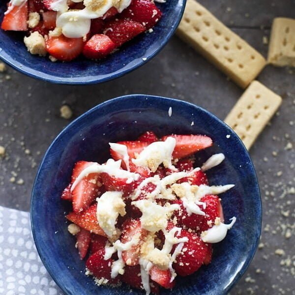 Strawberries with Almond Mascarpone Cream and Shortbread