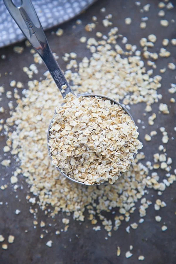 Quick cooking oats in measuring cup