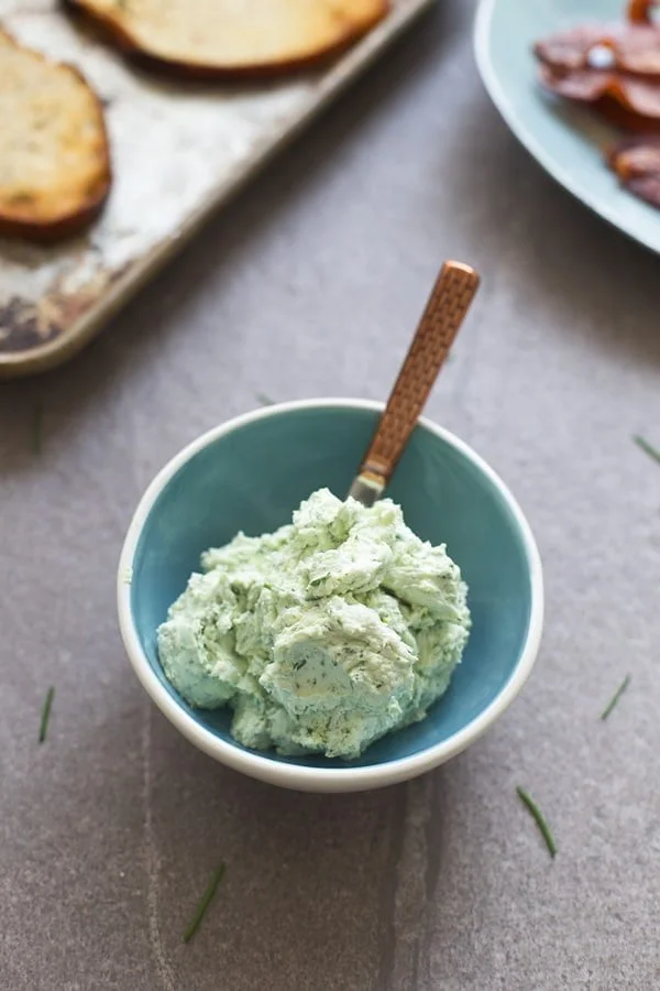 Easy herbed goat cheese with basil and chives