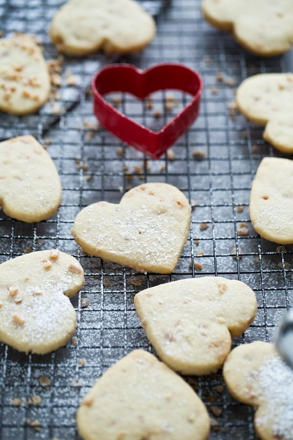 Almond Toffee Shortbread Cookies