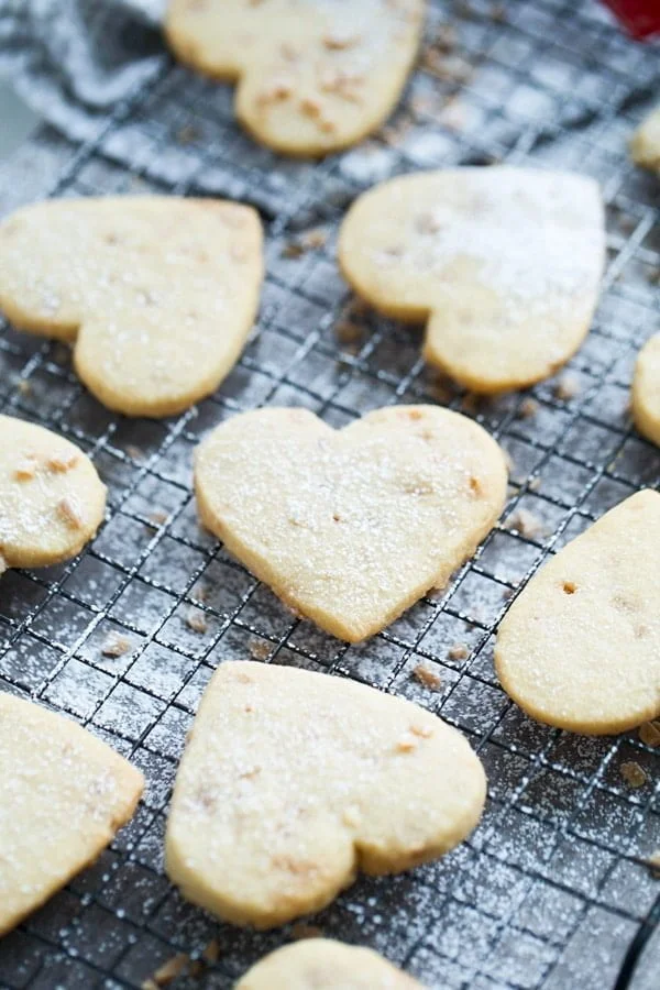 Almond Toffee Shortbread Cookies