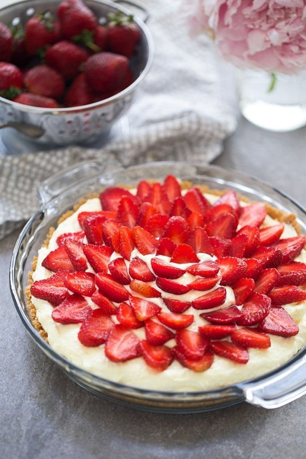 Strawberry Banana Pudding Pie - Cooking for Keeps