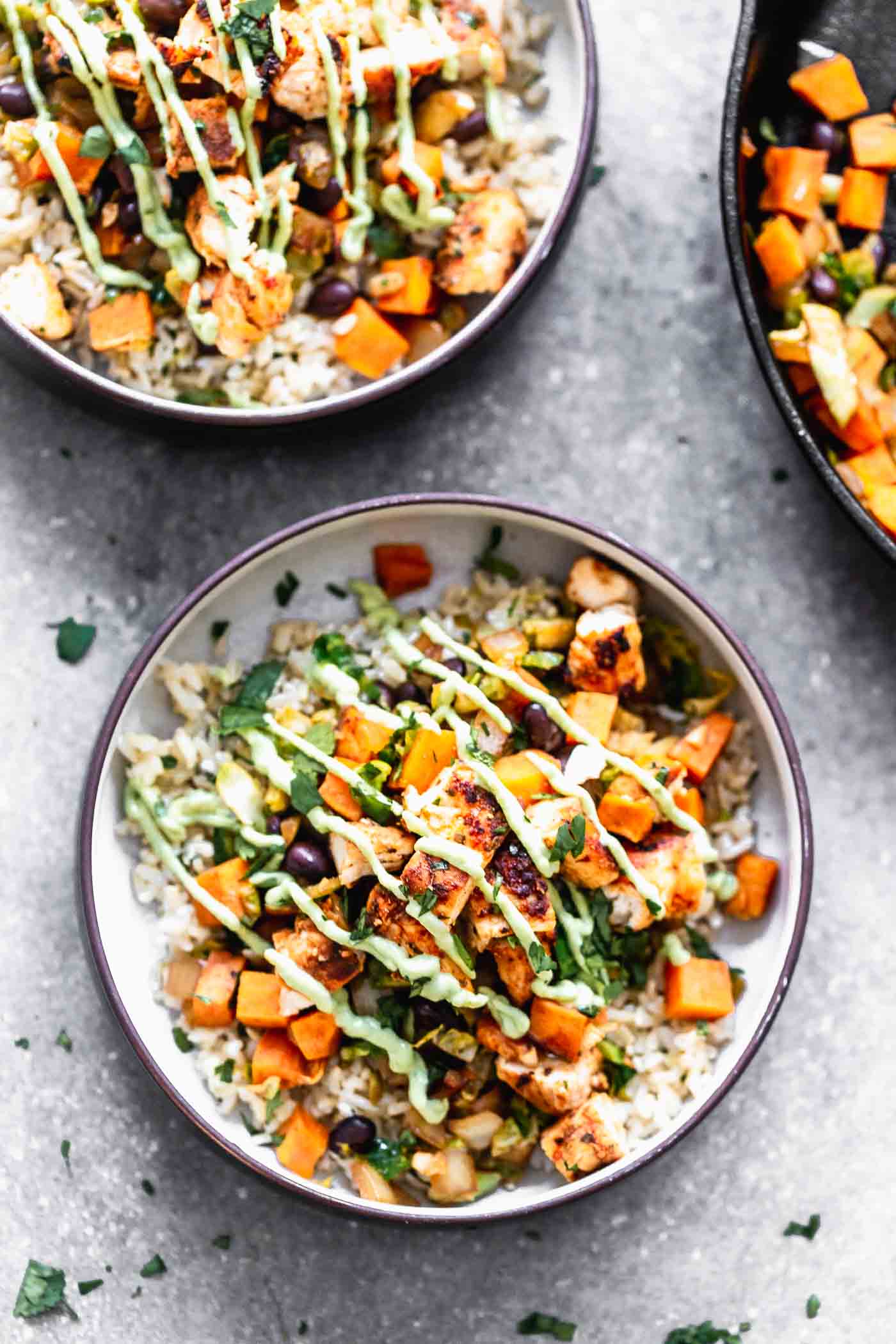 https://www.cookingforkeeps.com/wp-content/uploads/2018/12/Blackened-Chicken-Brown-Rice-Bowls-with-Avocado-Cream-1.jpg