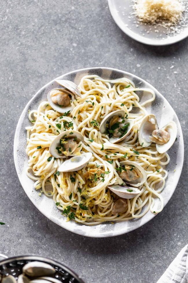 Linguine with Fresh Clams - Cooking for Keeps