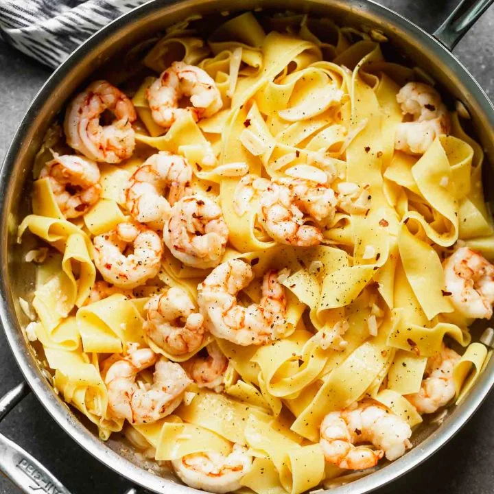 5-Ingredient Garlicky Shrimp Pasta