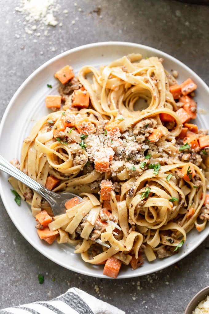 This Creamy Sausage Pasta with Sweet Potato is the perfect fall pasta dish. It's salty, sweet, and only has FIVE ingredients  Plus, it comes together in under 30 minutes.
