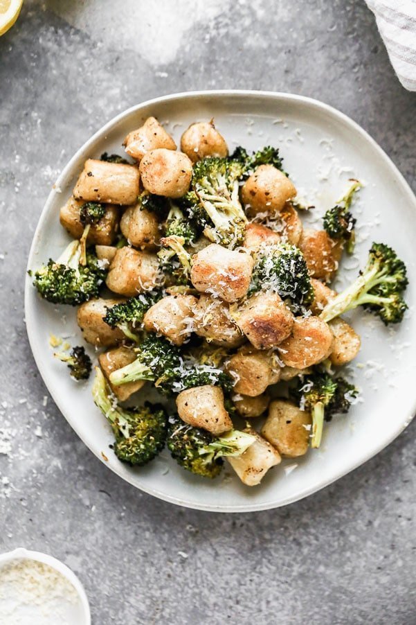 Our Lemon Brown Butter Gnocchi looks like a million bucks, but only needs six ingredients and about 35 minutes of your time. We roast frozen cauliflower gnocchi with broccoli until crispy and brown and then toss it all in a lemon-infused brown butter. Garnish with plenty of grated parmesan cheese, serve with a big salad, and call it dinner.&nbsp;