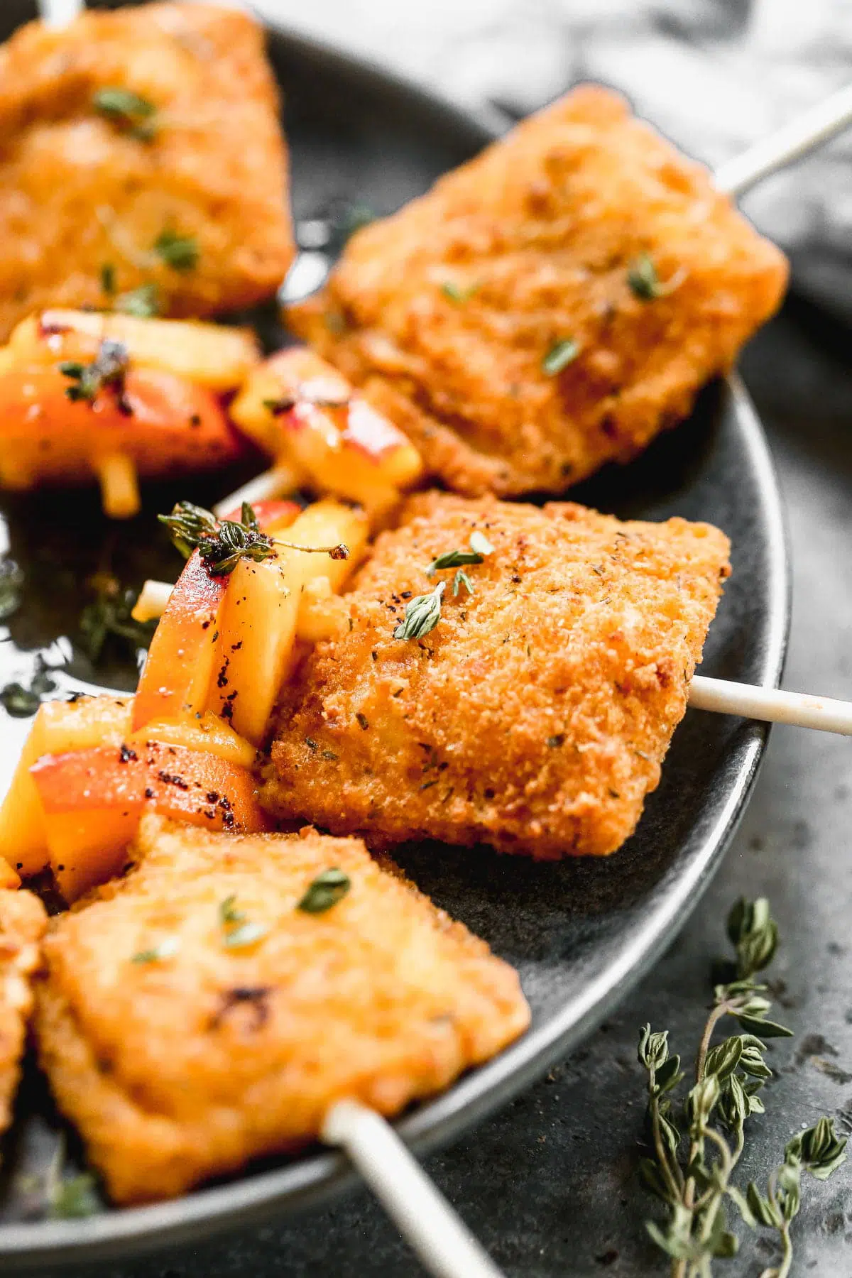 Cocktail hour just got infinitely easier and more delicious with our Peach Toasted Ravioli Pops. We throw crispy ravioli on a cocktail stick with the ripest summer peaches, drizzle each one with brown butter and thyme infused honey and serve it up with our favoirte chilled rose.