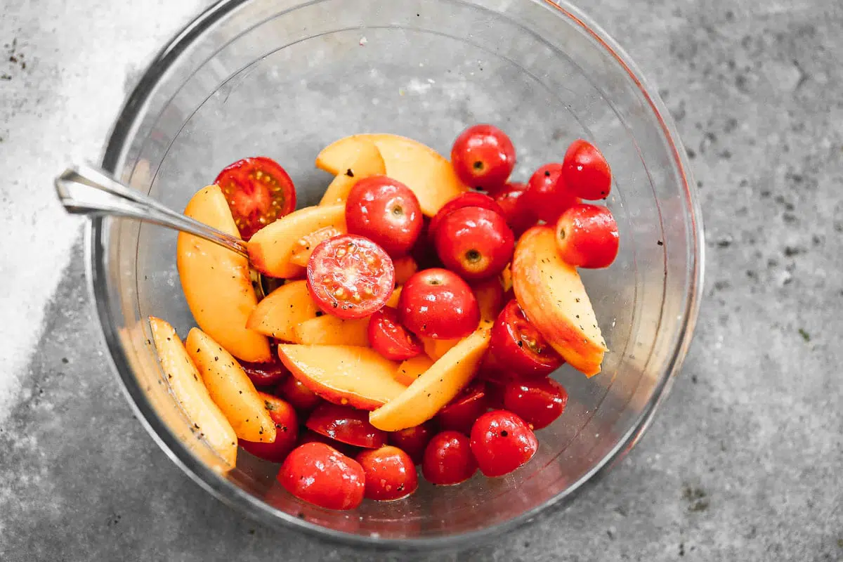 Peaches and tomatoes in a bowl